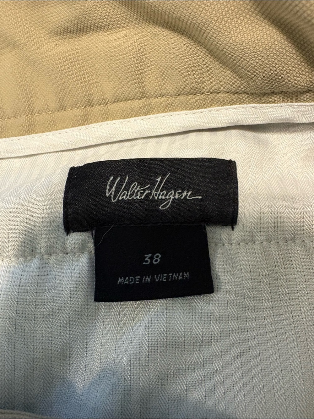 Walter Hagen Khaki Cargo Shorts - Picture 2 of 2